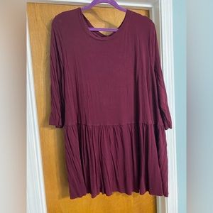 EUC- Zenana Maroon 3/4 Top